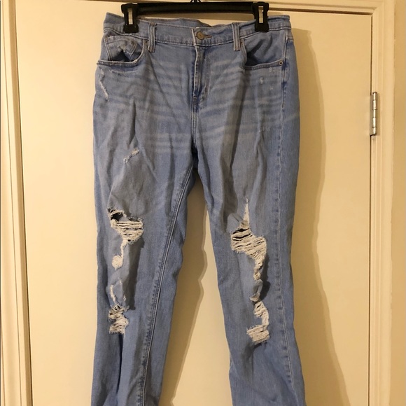 Old Navy High Waisted Boyfriend Jeans - Picture 2 of 3